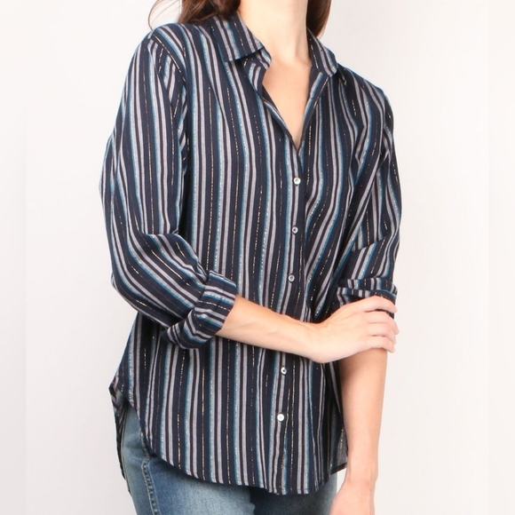 XIRENA Long Sleeve Button Up Poplin Beau Shirt In Night Spark Size Medium - Picture 1 of 16